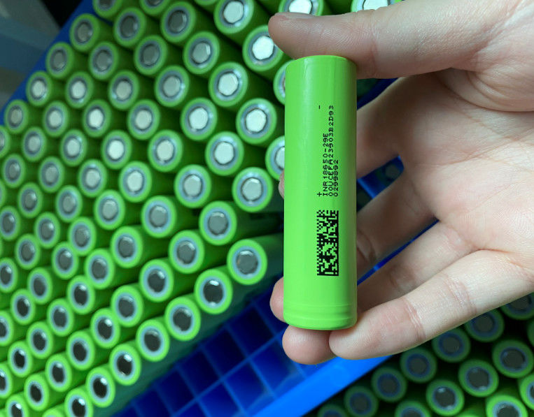Mocny akumulator litowy 3,7V Komórka akumulatorowa dla urządzeń medycznych Urządzenie magazynowania energii